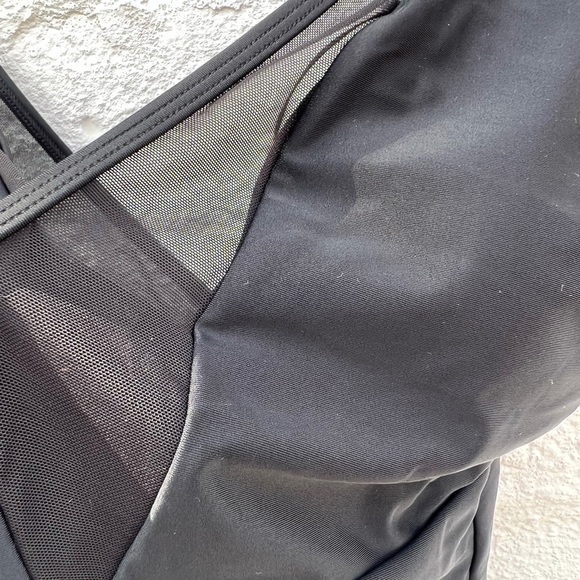 One Piece swimsuit - Picture 5 of 7